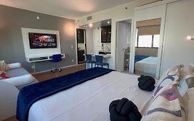Flat Av. Ibirapuera 2534 C/ Estacionamento Uh1301